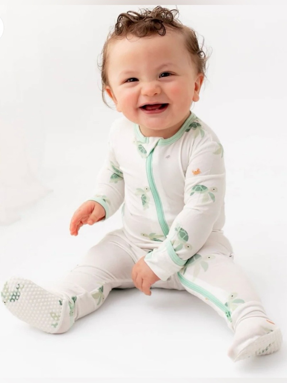 Bamboo Little Turtle Zippered Footie